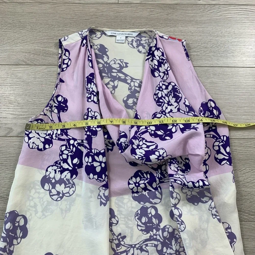 Diane Von Furstenberg Silk Floral Print Blouse - Picture 12 of 13